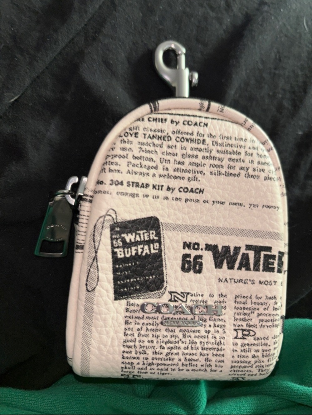 Coach Pebbled Leather clippable backpack Coin Pouch bagcharm